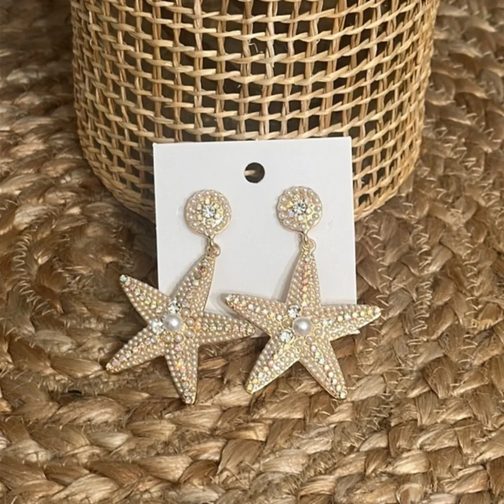 Starfish Summer Vacation Tropical Beach Gold Rhinestone Earrings